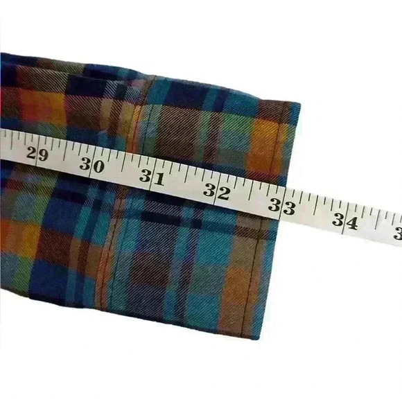 Men’s Viyella Wool and Cotton Plaid Long Sleeve Button Down - Size Medium - Picture 11 of 12